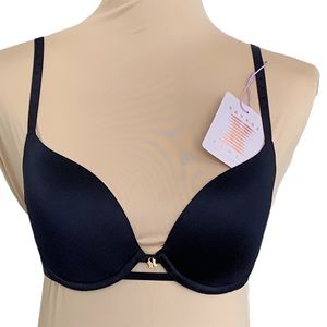 Black T-Shirt Bras NWT Size 32C